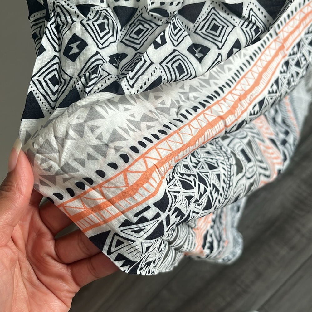 Spaghetti Strap Geo Print Maxi Dress - Picture 13 of 13